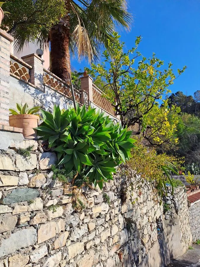Villa Kate تاورمينا